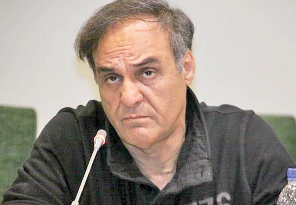 بورژوازی برای تفریح در تئاتر پول می‌دهد نه تماشای مسائل اجتماعی/ تئاتر پر شده از شوخی‌های جنسی