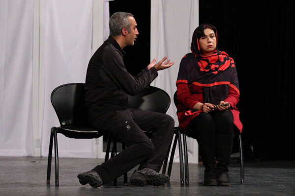 آغاز پیش فروش نمایش «یک ساعت آرامش» همزمان با روز هنرهای نمایشی