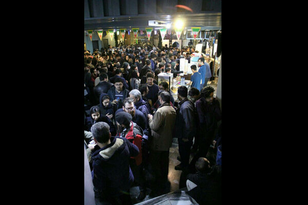 سینما «آفریقا» در مشهد پرتماشاگرترین سینمای تک سالنه ایران