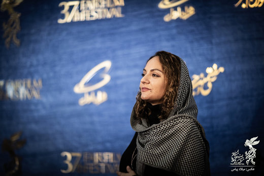 توییت‌هایی که کار دست خانم بازیگر داد/ پیگرد قضایی مهناز افشار