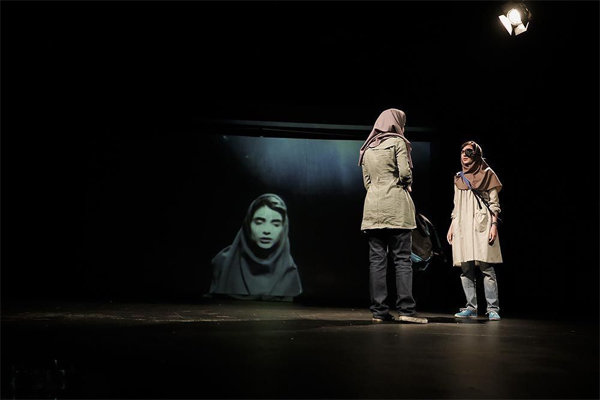 نمایش «شنیدن» به شیراز رسید