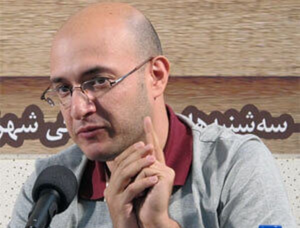 تئاترهای لاکچری عناصری میان‌تهی دارند/ انتقاد از مدیریت خانه تئاتر