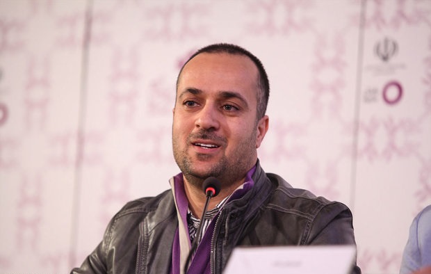 احمد مهران‌فر به نمایش «مولن روژ» پیوست