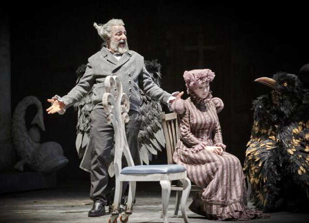 از سرگیری فروش بلیت نمایش «عروس مردگان»