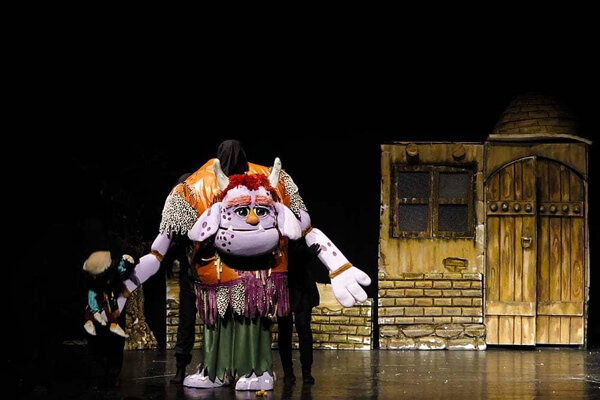 اجرای «غول بابا» در تالار هنر