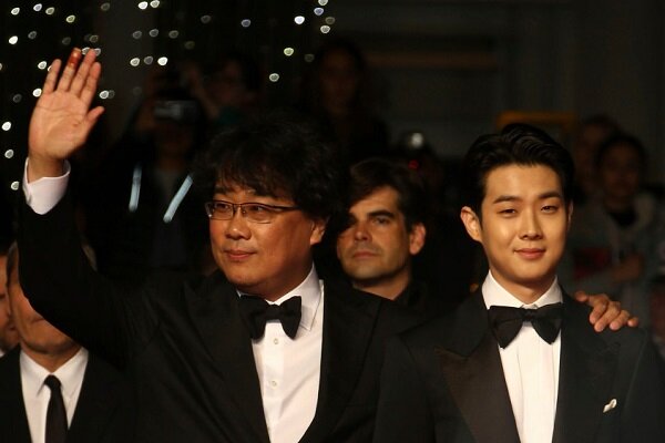 استقبال از «پارازیت» کره‌ای در کن/ تماشاگران ۵ دقیقه تشویق کردند