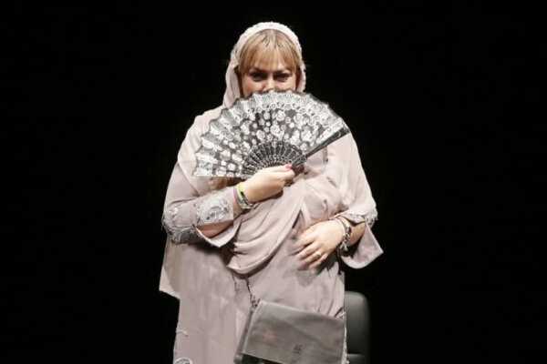 «سنت» یا «ادای مدرنیته» مسأله این است/ تقلا در دریای بی‌هویتی