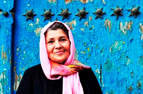 منیژه محامدی با «سقوط در کوه مردگان» به تئاتر شهر می‌رود