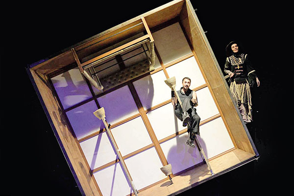 سرگيجه تئاتر در روزگار بی‌پولی