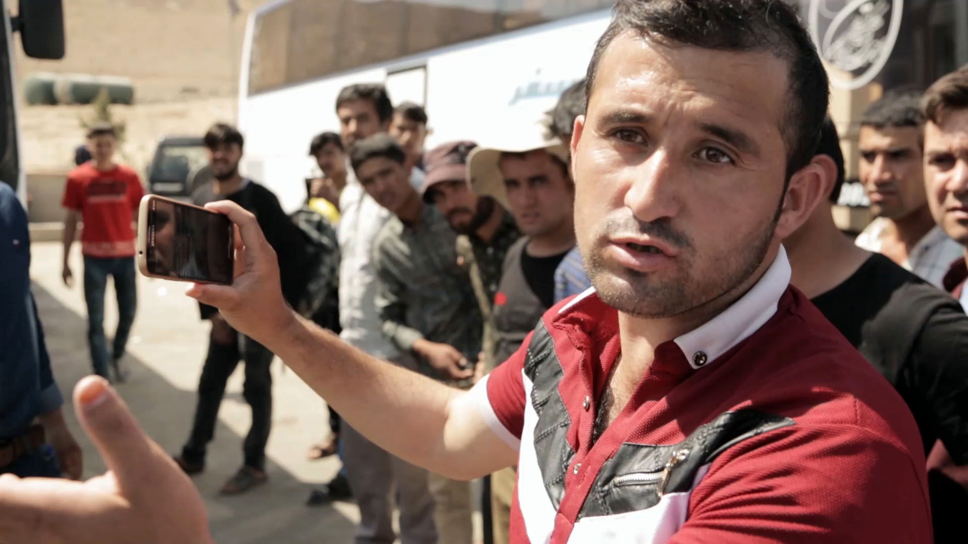 گفته‌های بهمن کیارستمی از ساخت «اکسدوس»