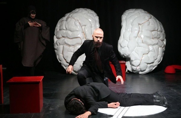 ریشه بحران مخاطب تئاتر را باید در سیستم مدیریتی جستجو کرد