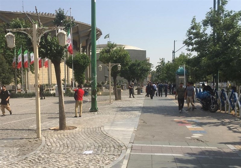 کوچ دستفروشان تئاتر شهر پس از شلیک