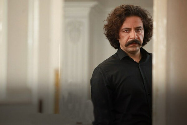 حسام منظور «الیزابت باتوری» را به صحنه می‌برد/ زندگی یک خون‌آشام