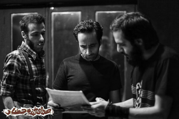 «صدای خنده حضار» در دیوار چهارم می پیچد/ نمایشی درباره خنده