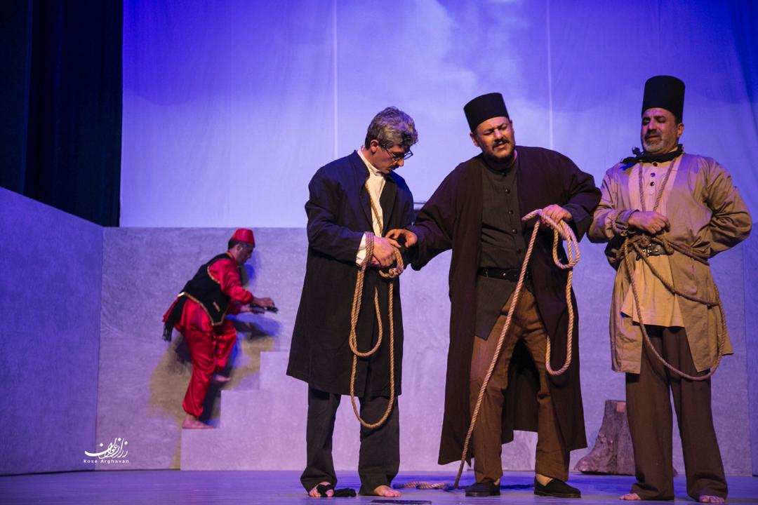 «چشم به راه میرغضب» در دوشنبه‌های نقد، بررسی می‌شود