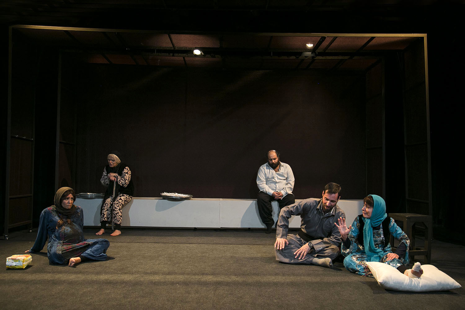 نمایش «کمیته نان» به کولبرها تقدیم شد