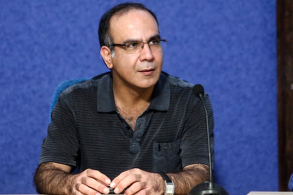 نمایش‌های کمدی در ۱۰ سال اخیر به سمت افول رفته/ برای بازگشت تئاتر به ریل اصلی نیازمند ایثار هستیم