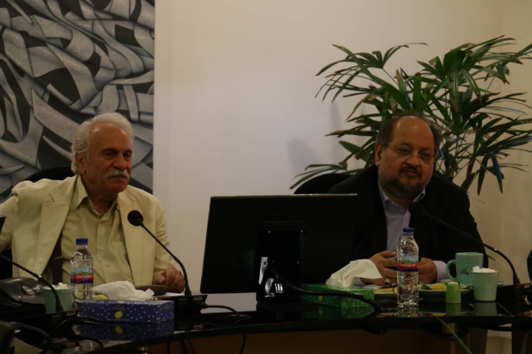 جلسه خانه تئاتری‌ها با وزیر کار / هنر مانند دیگر حرفه ها شغل است