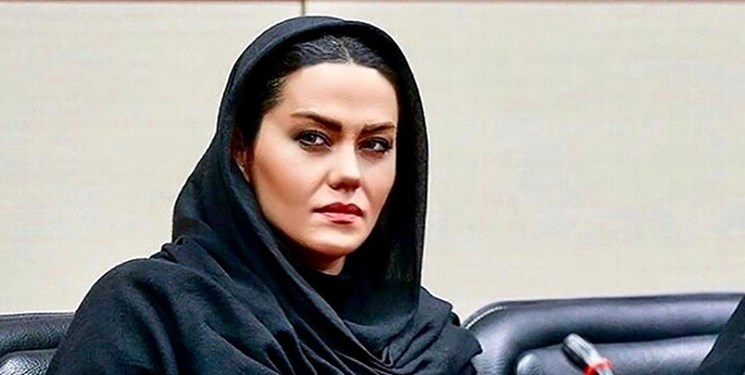 «گوشتان با من است؟» روی صحنه می‌رود