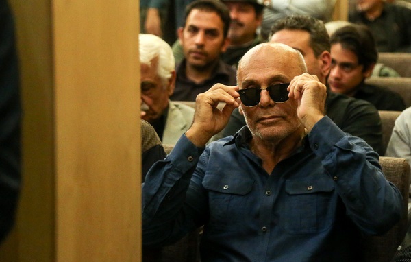 جمشید هاشم‌پور: اقرار می‌کنم بازی در تئاتر از سینما سخت‌تر است