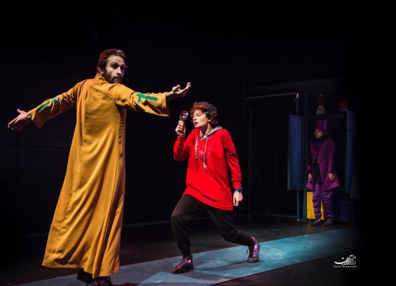 درباه نمايش «ماجرای عجيب سگی در شب» / دنيای پر تبوتاب يك اوتيسمی درباه نمايش «ماجرای عجيب سگی در شب» / دنيای پر تبوتاب يك اوتيسمی