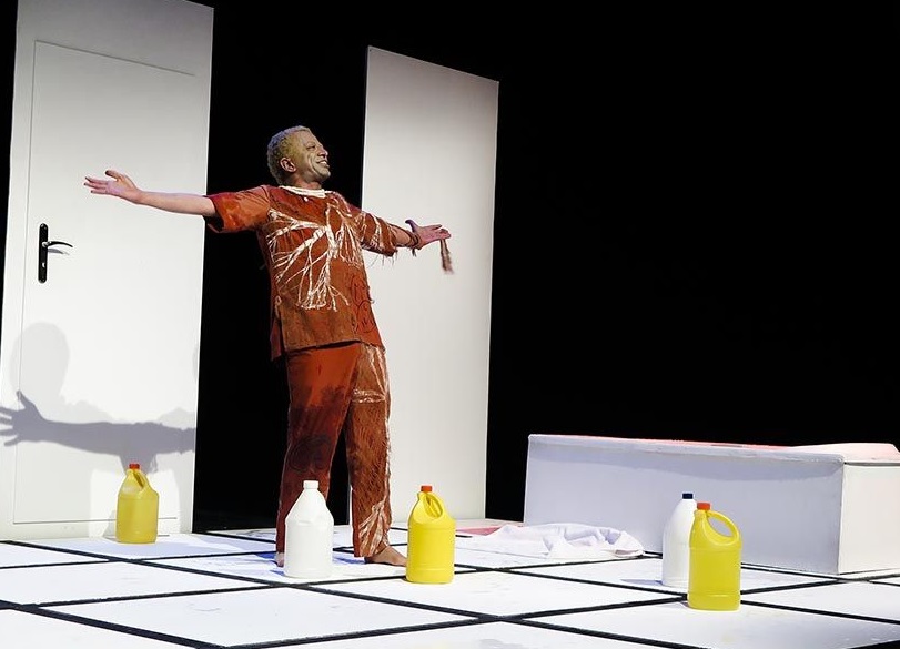 واگویه‌های تنهایی یک بازیگر تنها/ «این یک اعتراف است»