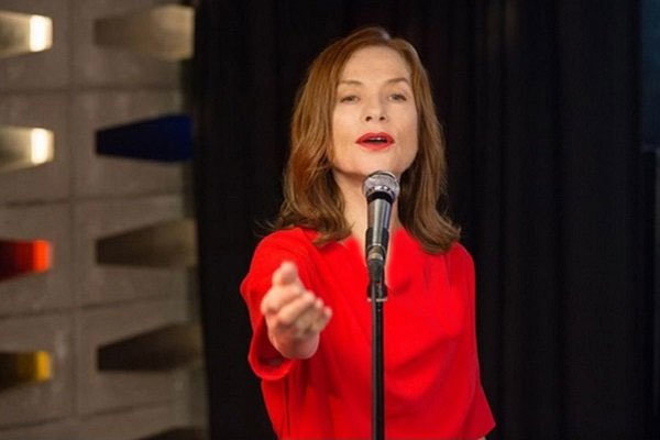 ایزابل هوپر قلب سارایوو را دریافت می‌کند