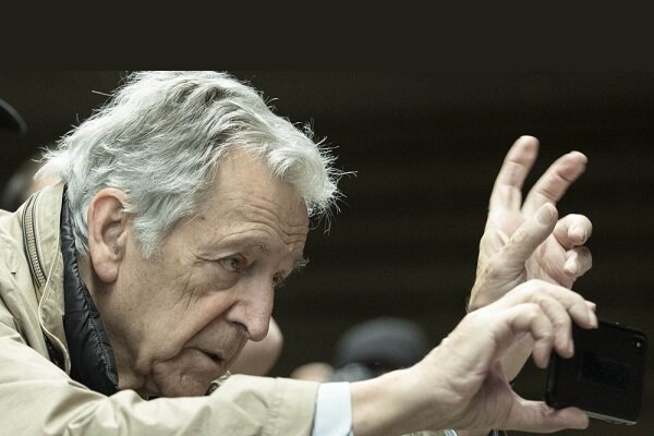 کوستا گاوراس از سنسباستین جایزه میگیرد/ دومین جایزه در یک هفته کوستا گاوراس از سنسباستین جایزه میگیرد/ دومین جایزه در یک هفته