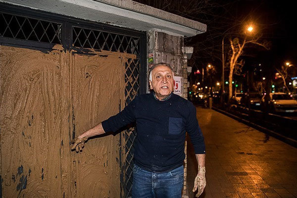 وقتی احمد نجفی در &laquo;خانه سینما&raquo; را گل گرفت!