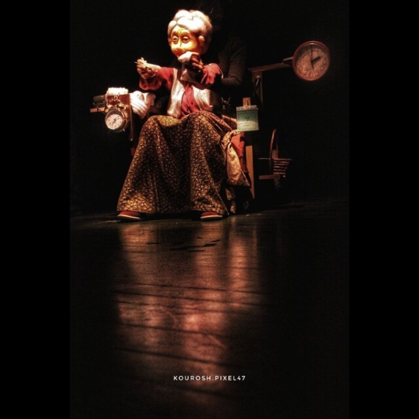 تئاتر عروسکی مامان	