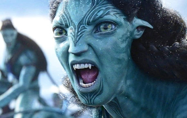 ۱۷. کیت وینسلت برای بازی در «آواتار: راه آب» (Avatar: The Way of Water) غواصی آزاد یاد گرفت