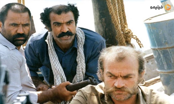 «ناخدا خورشید» در محاصره توده‌ای‌ها!