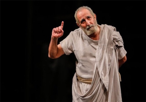 ۷۳ سالگی فرهاد آییش؛ بازیگری که هم مصدق شد، هم سقراط