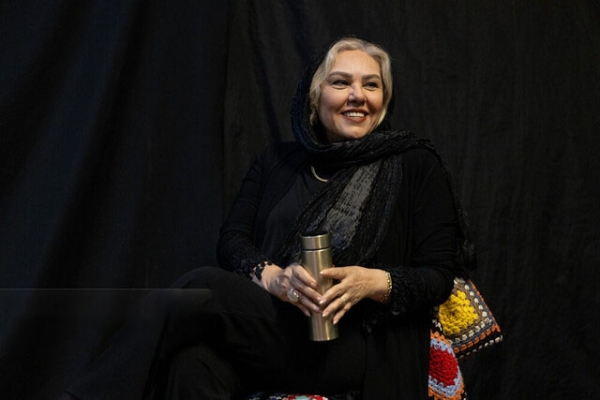 افسانه چهره آزاد