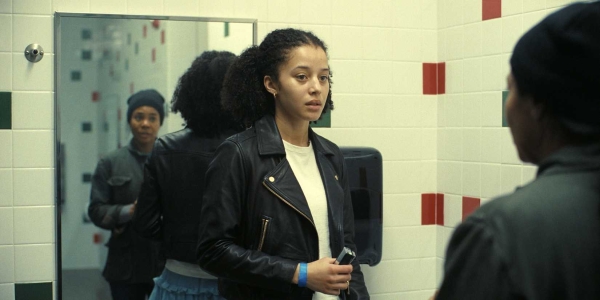 ۱۰ لباس زنانه مقرون به صرفه برای هالووین ۲۰۲۵: ایده های سینمایی جذاب و ارزان