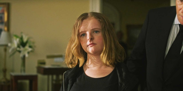 ۱۰ مرگ معروف و ماندگار در تاریخ فیلمهای ترسناک | از هالووین تا موروثی