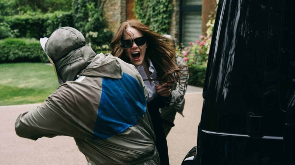 Bugonia:؛ ۷ تفاوت مهم بین فیلم اما استون و اثر کرهای «سیاره سبز را نجات بده»