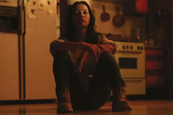 نقد فیلم «شب در کاراکاس»؛ تریلری پرتنش از فروپاشی ونزوئلا