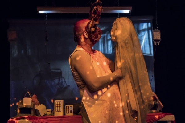 مهدی موسی‌خانی پس از یک دهه: «مانتیکور» استعاره‌ای از چهره کریه جنگ است