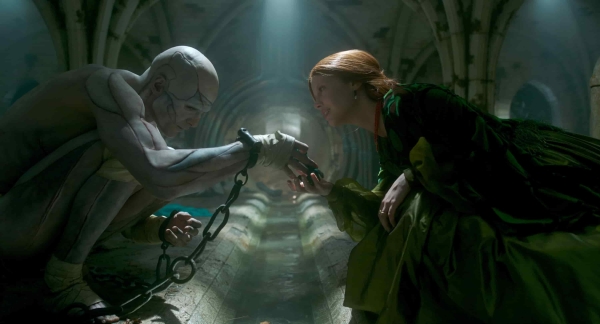 چطور «فرانکنشتاین» گیرمو دل تورو، ادینبورگ ویکتوریایی را با رنگ و طراحی صحنه زنده کرد