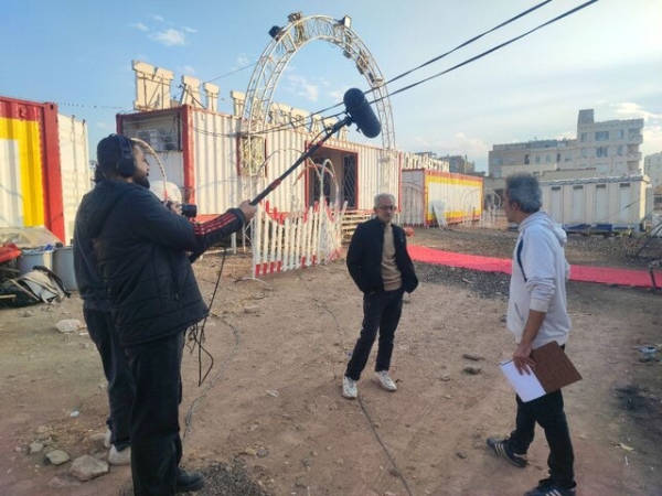 فیلمبرداری مستند «یک بیابان معمولی» در قزوین؛ روایت زندگی عشایری کارکنان یک سیرک