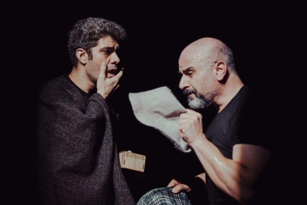 «زندگی در تئاتر»؛ تقابل دو نسل بازیگری در اجرای حبیبالله دانش