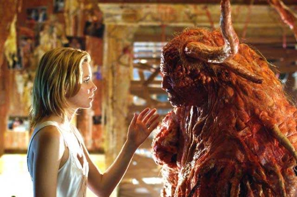 ۱۰ فیلم با موضوع تهاجم بیگانگان که احتمالاً ندیدهاید | بهترین آثار کمتر دیدهشده علمی–تخیلی