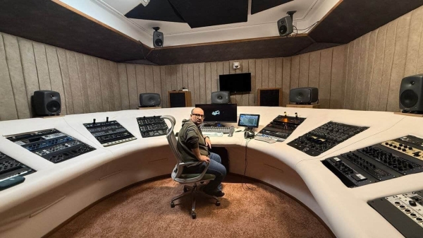 «اسکورت» حاتمی‌کیا نخستین فیلم با میکس اتموس داخلی