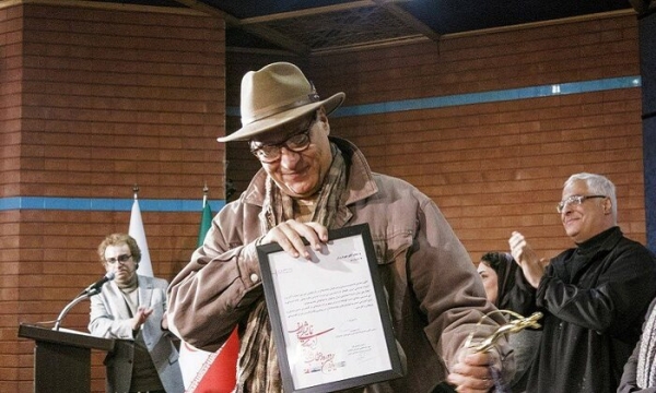 جشن کلمات در شب ملی نمایشنامه‌نویس؛ معرفی برگزیدگان ادبیات نمایشی ایران و تجلیل از شهرام زرگر