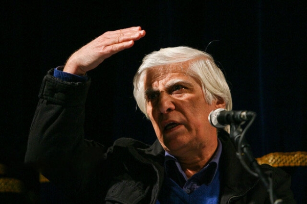 سوگ‌نامه‌ای برای هویت ایران؛ بازتاب درگذشت بهرام بیضایی از دلنوشته مژده شمسایی تا پیام اصغر فرهادی و عارف