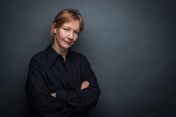 ساندرا هولر