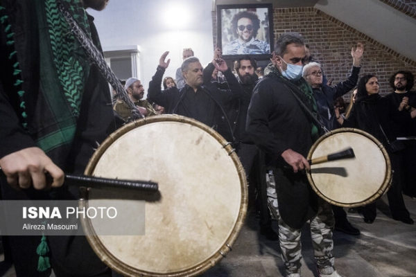 مراسم چهلم جواد گنجی؛ همدردی بهرام افشاری و مطالبه شهاب حسینی