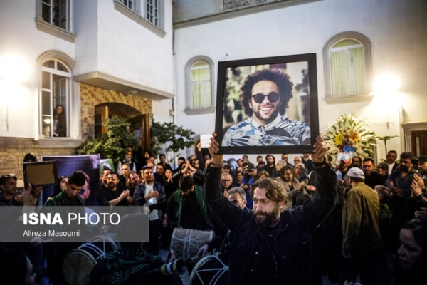 مراسم چهلم جواد گنجی؛ همدردی بهرام افشاری و مطالبه شهاب حسینی