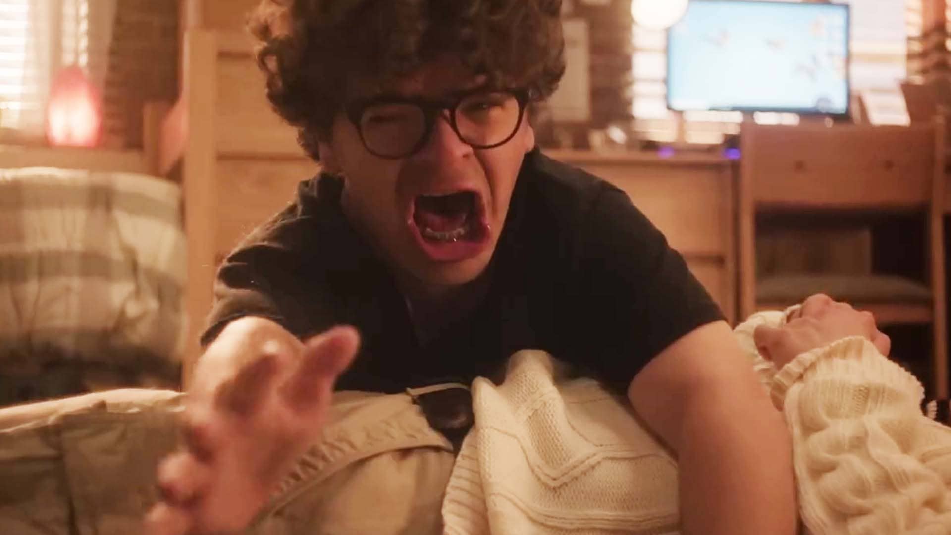 «Pizza Movie»؛ سفری روانگردان، پیتزایی و پر از شوخیهای عجیب برای نسل جدید